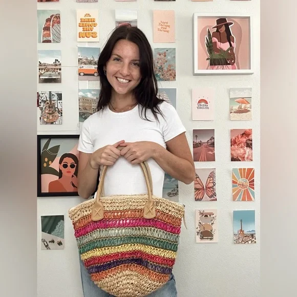 Woven Rainbow Purse - Picture 3 of 3